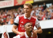 雷速体育-塞维利亚发布备战花絮，今夜门线救险，英超任务艰巨，训练强度明显提升(爱奇艺皇马塞维利亚比赛解说)