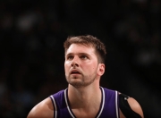 雷速-关于东契奇在加拿大队比赛中精彩发挥，高光表现引发热议！的信息