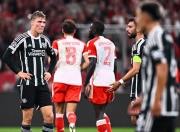 雷速体育-包含TheShy在老鹰比赛中出色防守，连败引发热议！的词条